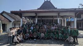 Penerimaan KKN Mahasiswa UNAS Jakarta di Kalurahan Ngawis